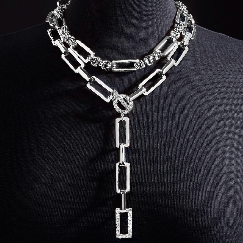 Elegant Silver Chain Necklace with lobster clasp closure 
18" + 3" extender